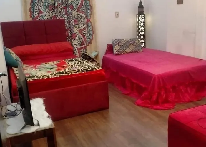 كورنيش النيل المعادي بجوار ابراج الشرطه